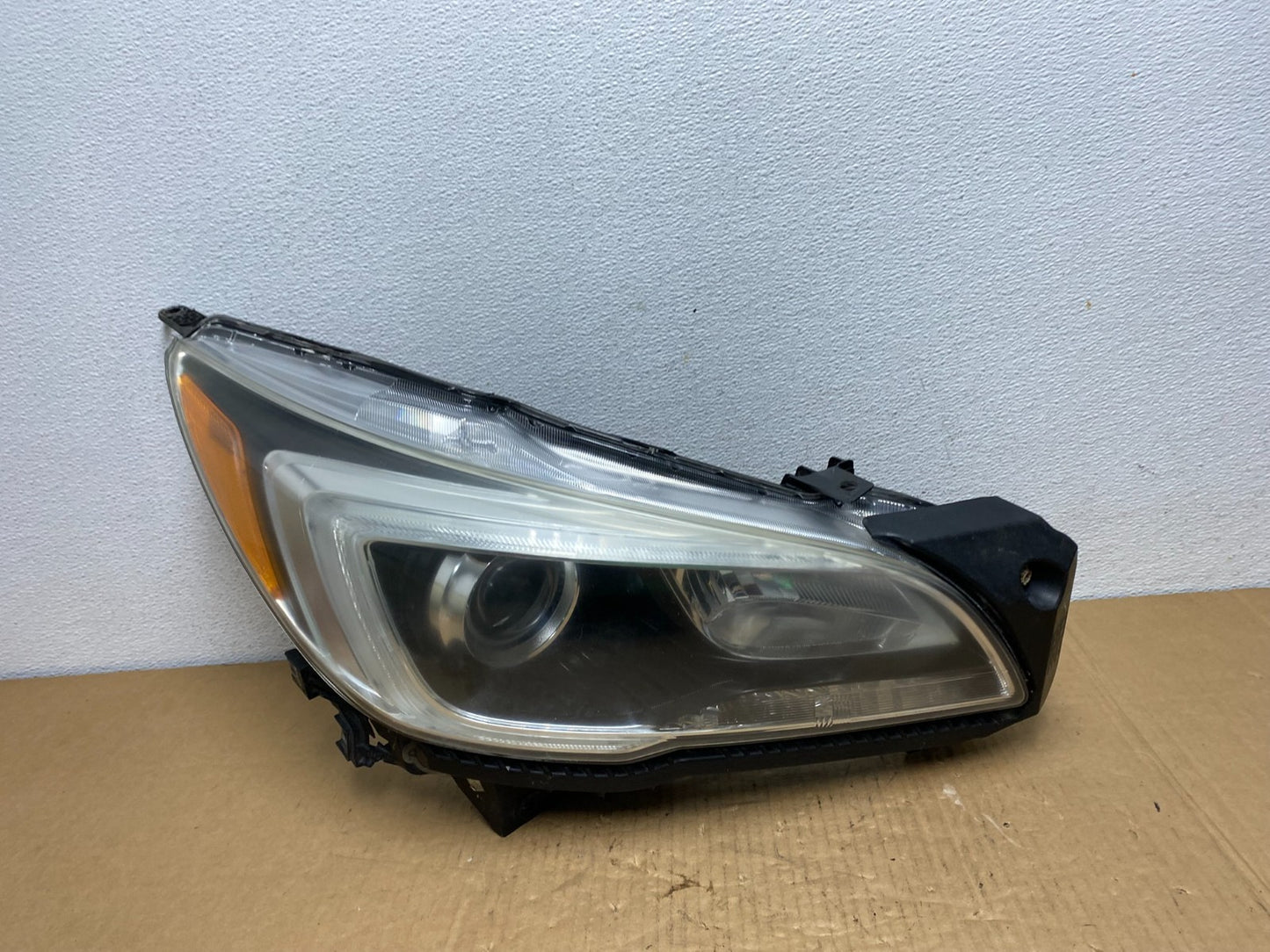 2015 - 2017 Subaru Legacy Outback Right Passenge LED Halogen Headlight AC7613 DW0