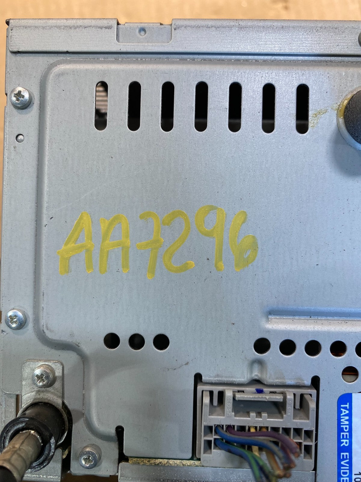 2011-2012 Ford Flex Dash AM/FM Radio CD Player 8a8t-19c107-ab AH1530 DG7