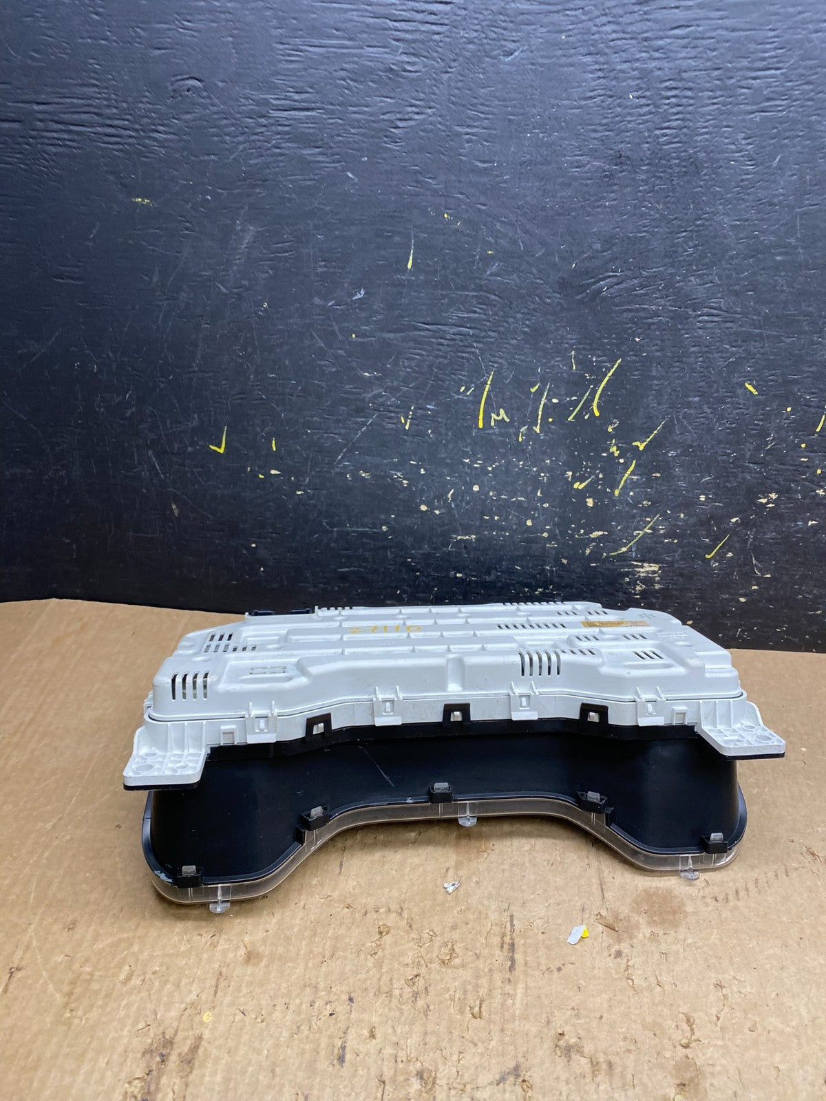 2011 Ford E150 E250 E350 VAN Gauge Speedometer Cluster z7110  DG4