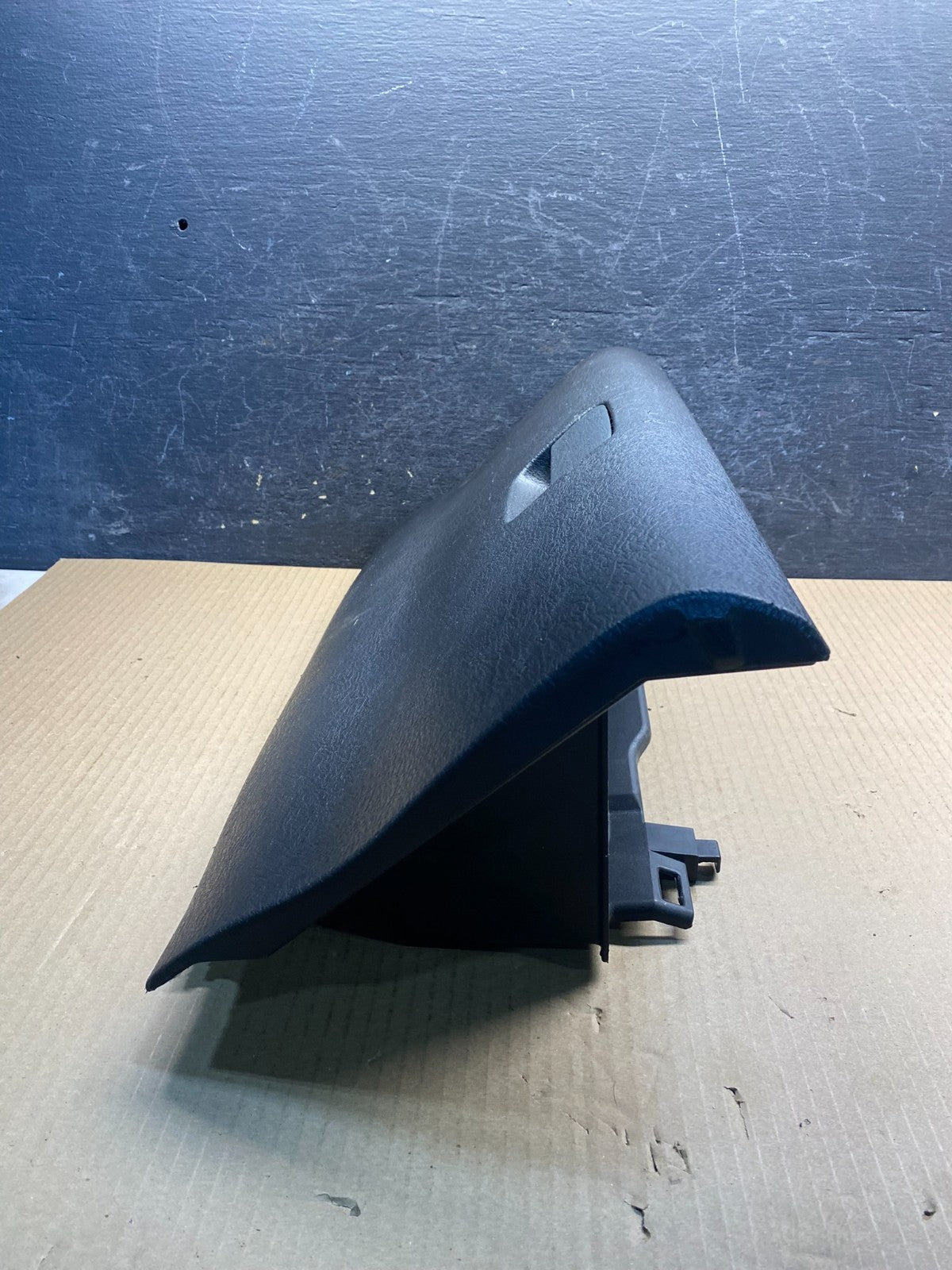 2002 to 2005 Dodge Ram 1500 Glove Box Compartment ah7432 DG2