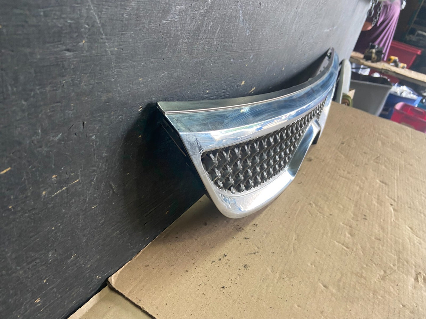 2007 to 2011 Hyundai Veracruz Chrome Grille Grill OEM O7816 DG2