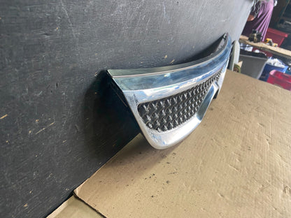 2007 to 2011 Hyundai Veracruz Chrome Grille Grill OEM O7816 DG2