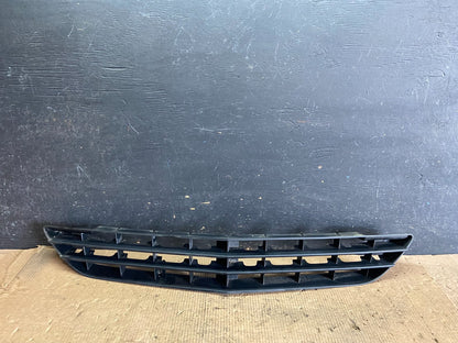 2006 to 2010 Mercedes W251 R320 R350 Front Lower Center Grille Grill N91480