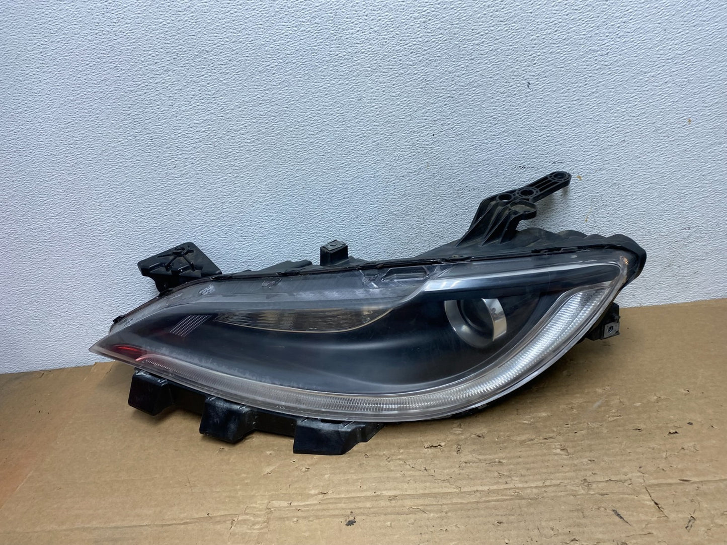 2015 2016 2017 Chrysler 200 Left Driver LH Side Halogen Headlight AD4087 DW0