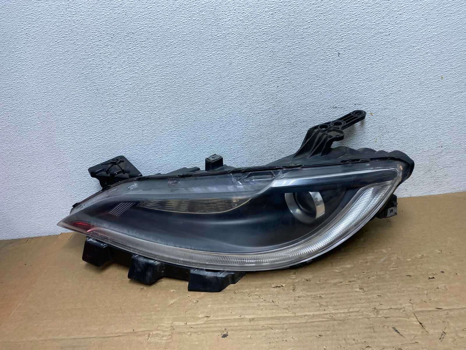2015 2016 2017 Chrysler 200 Left Driver LH Side Halogen Headlight AD4087 DW0