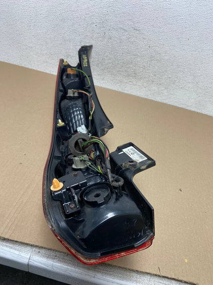 2005 to 2006 Honda Cr-v Crv Right Passenger Side Tail Light AE9422 LK5