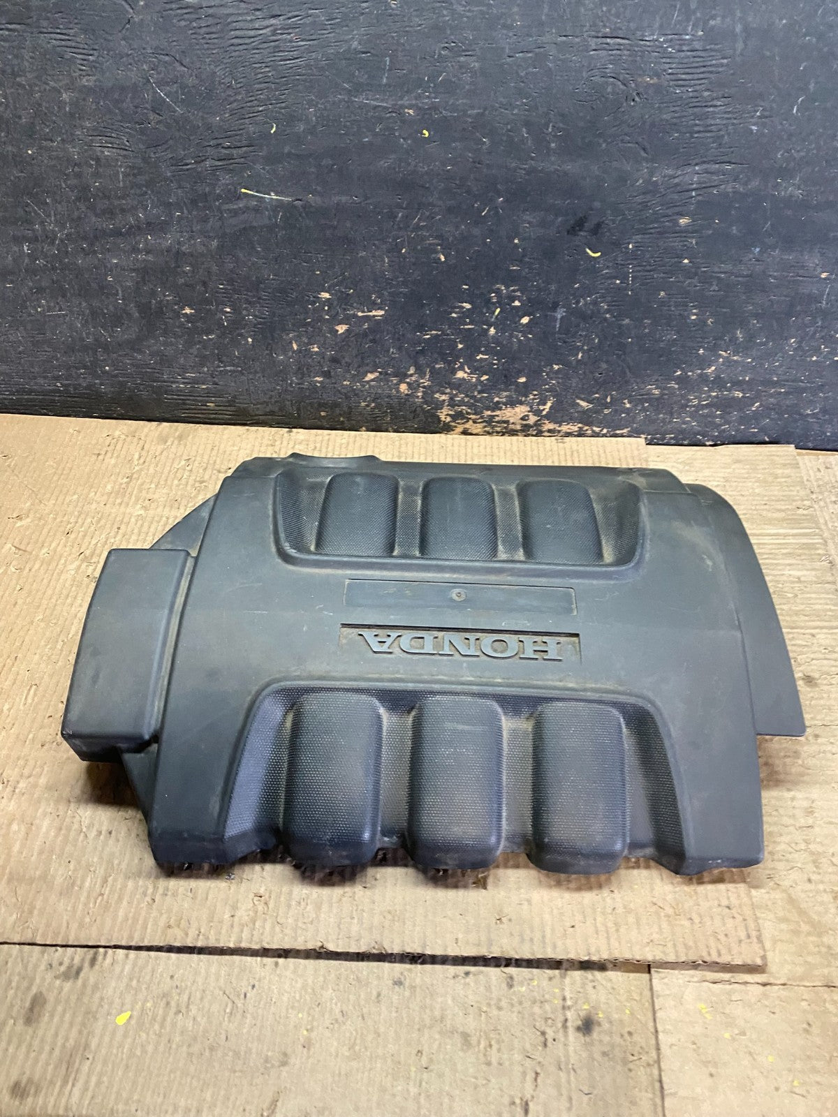 2005 to 2007 Honda Odyssey Black Engine Cover OEM W6271 DG1