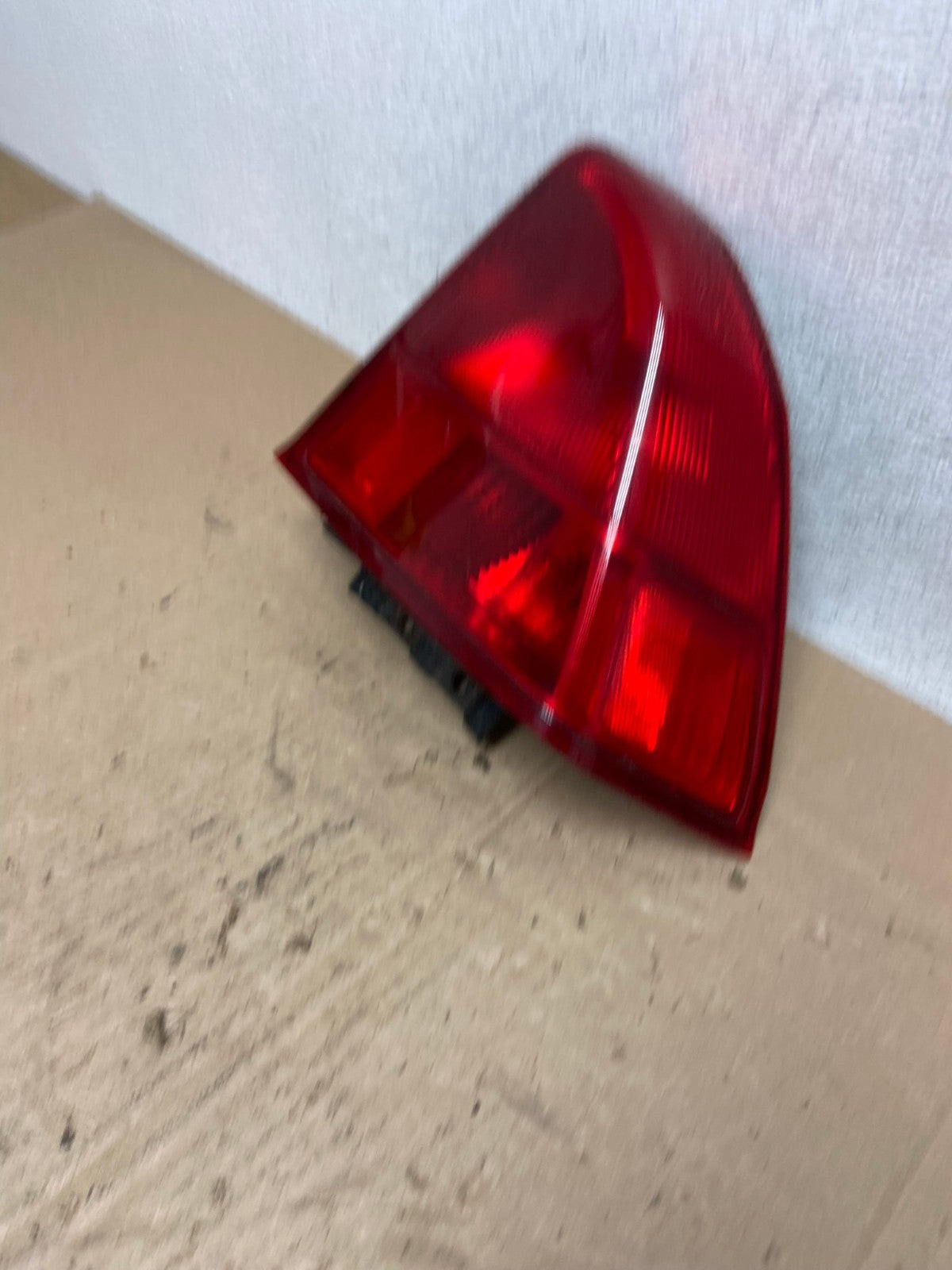 2001 2002 Honda Civic Sedan Right Passenger Rh Side Tail Light AE6449 LK1