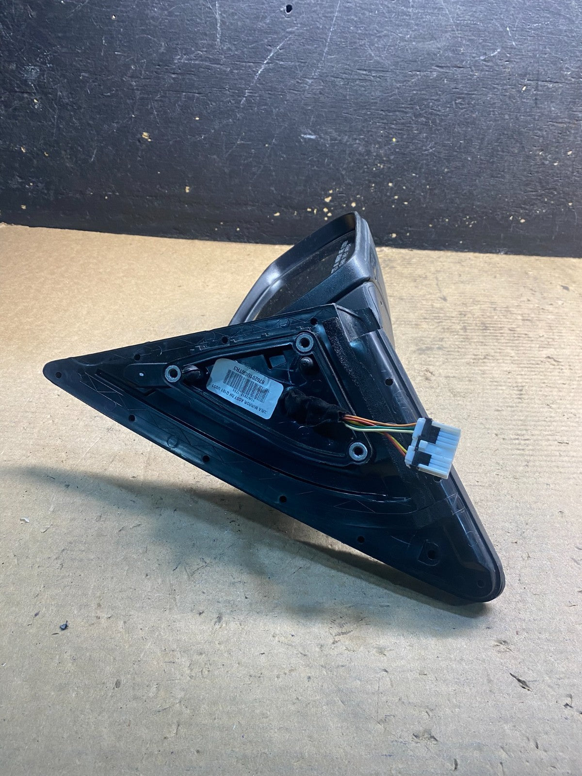 2011 to 2015 Kia Sorento Right Passenger Door Mirror Turn Signal AA2980 MS4