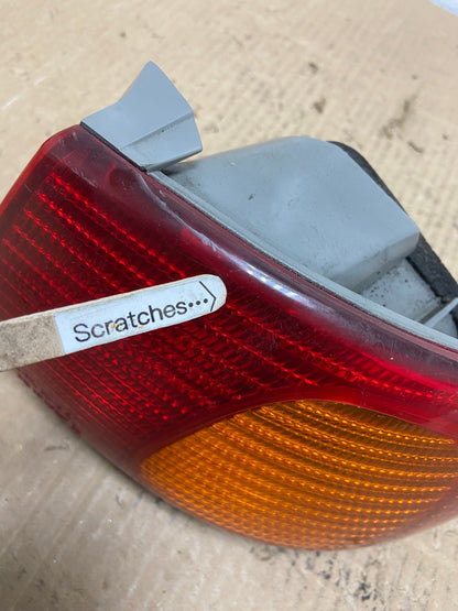 1998 1999 2000 Toyota Corolla Right Passenger Side Tail light OEM AC4016 LK3