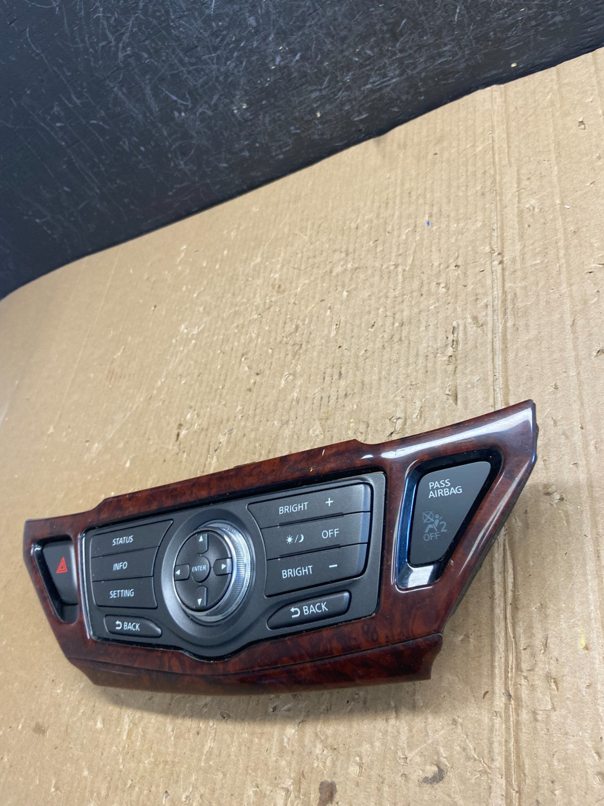 2013 to 2015 Nissan Pathfinder Information Display Control AE4101 DG2