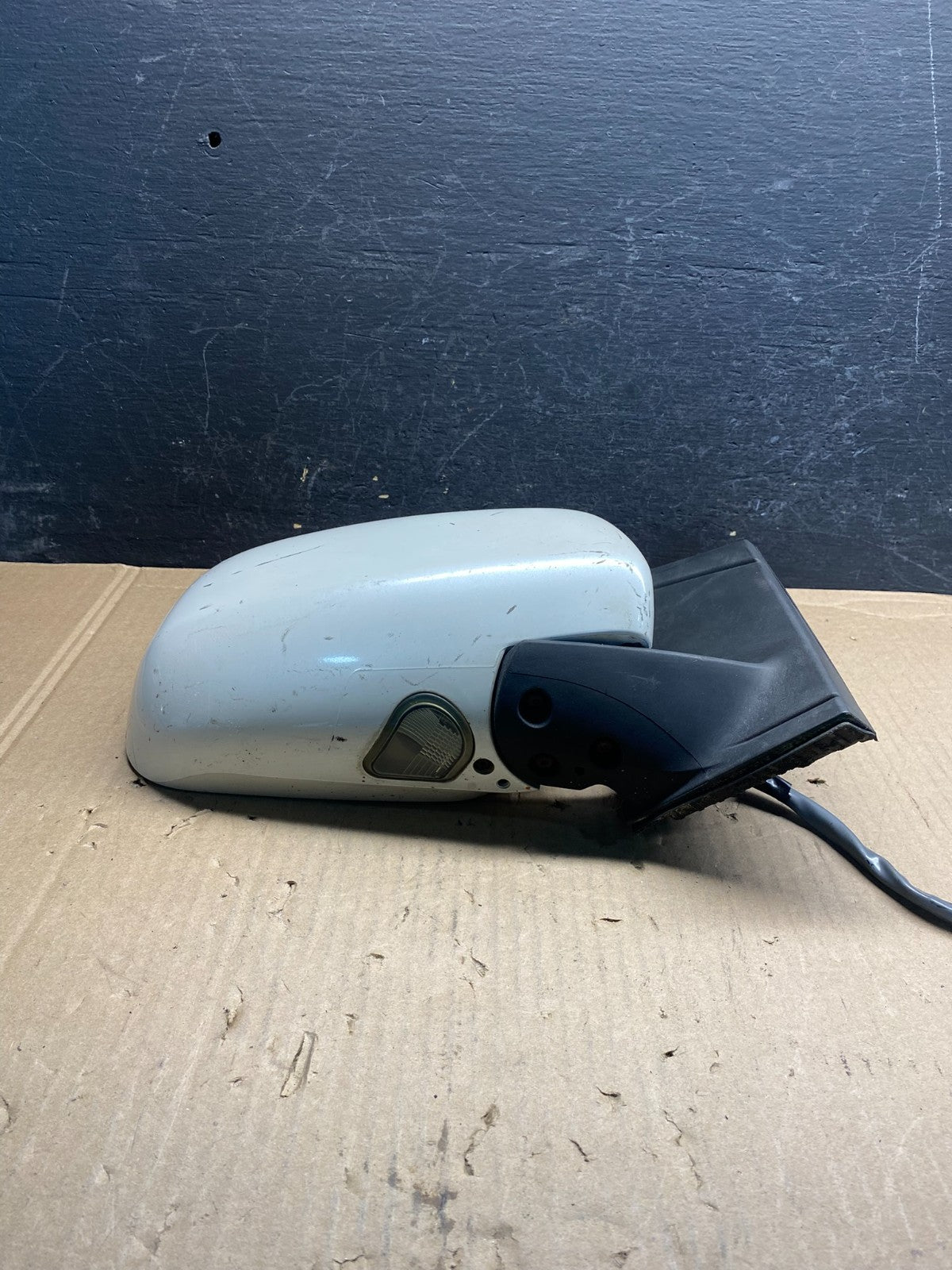 2006 to 2010 Toyota Sienna Right Passenger View Mirror AE7956 DW2