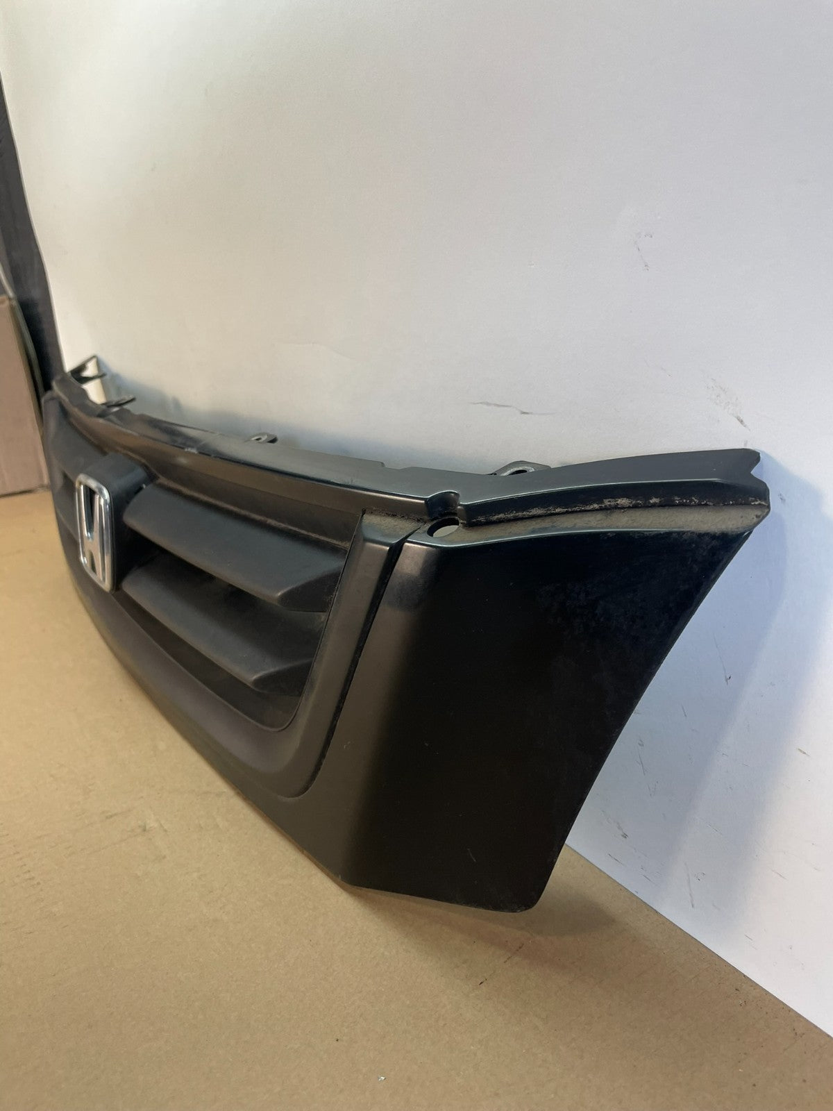 1997 to 2001 Honda CR-V CRV Front Upper Grille Grill AI4245 DG1