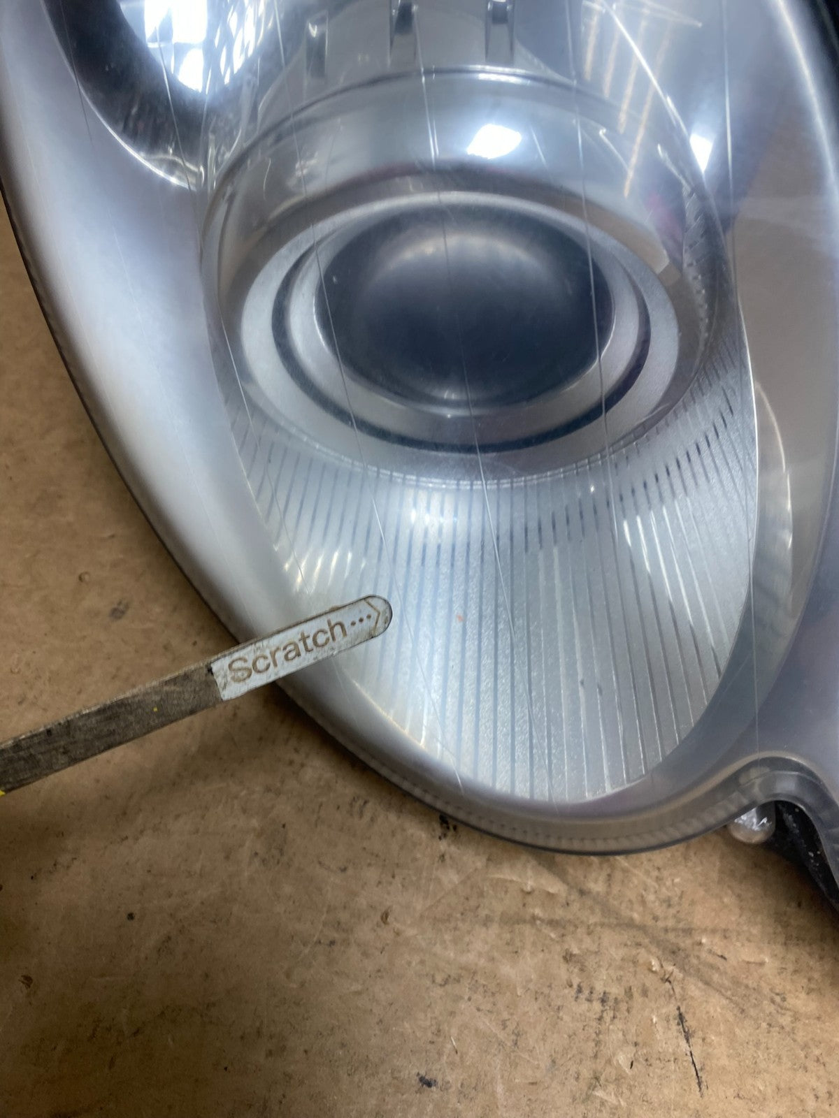2003-2005 Mercedes Benz W209 CLK CLK350 Right Passenger Xenon Headlight S5532 GD4