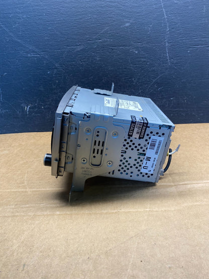 2007 to 2009 Hyundai Santa Fe AM/FM Radio CD Player AD7329 DG1