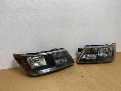2009 to 2017 Dodge Journey Headlights Left+Right Set Halogen AD0619 DW2