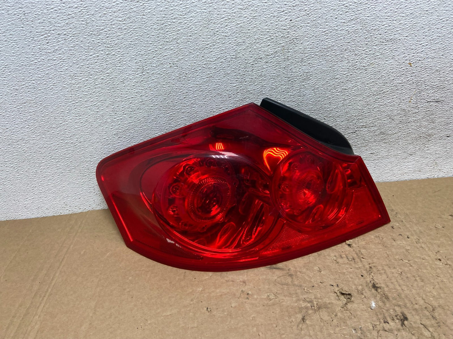 2007 to 2013 Infiniti G35 G37 Sedan Left Driver LH Side Tail Light AF8361 DW0