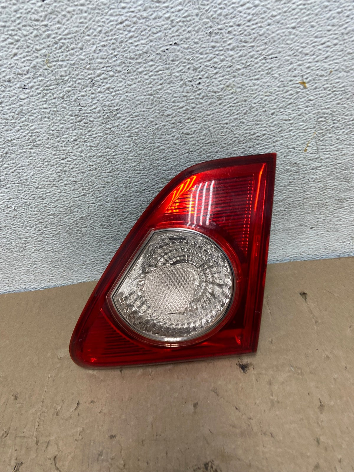 2009-2010 Toyota Corolla Right Passenger Rh Side Tail Light Inner AF4258 LK0
