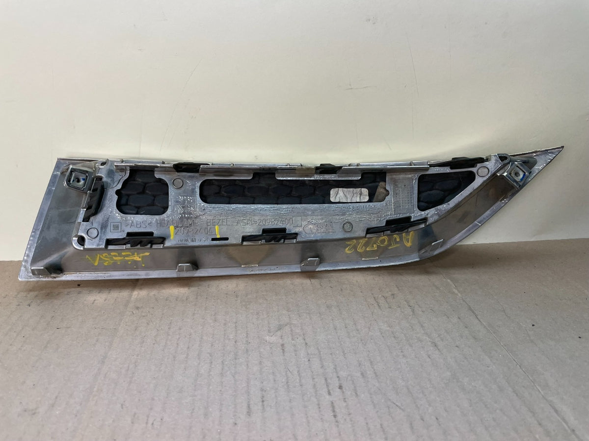 2013-2016 GMC Acadia Front Right Passenger Side Bumper Upper Grille OE aj0722 DG3