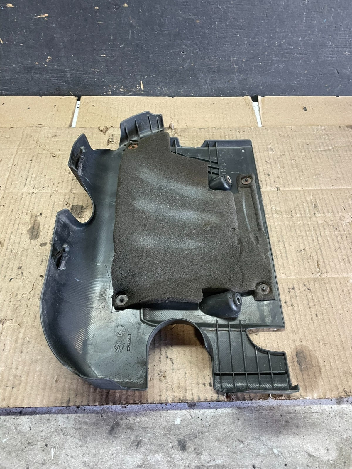 2007 to 2012 Nissan Versa Engine Motor Cover M2696 PS6