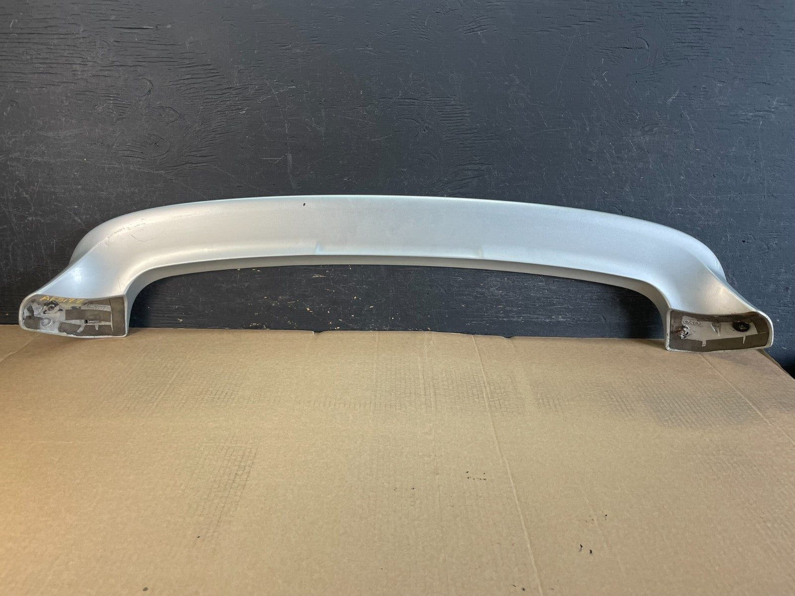 2001 to 2007 Toyota Highlander Upper Rear Upper Wing Spoiler AF5177 DG5