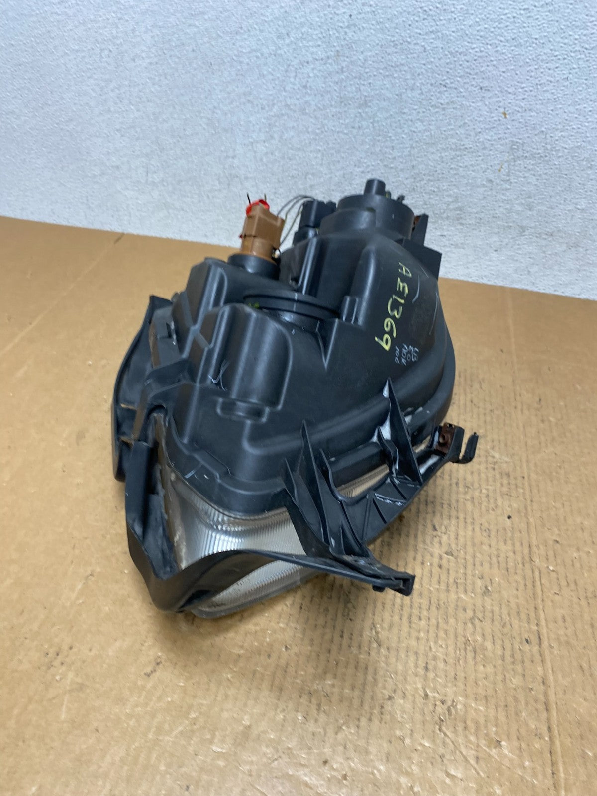 2006 to 2009 Ford Fusion Headlight Left Driver LH Side AE1369 DW6