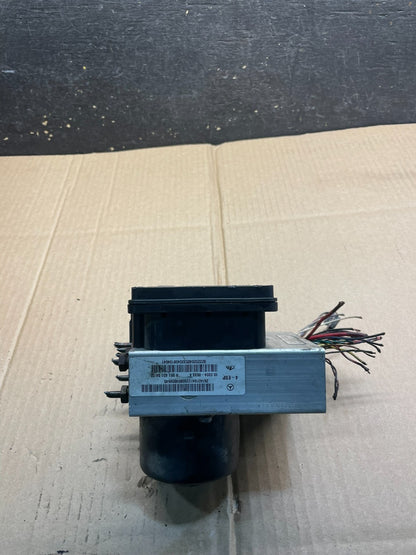 06-12 Mercedes R350,GL450,ML500 A2515452532 ABS AntiLock Brake Pump OEM X0999 DG3