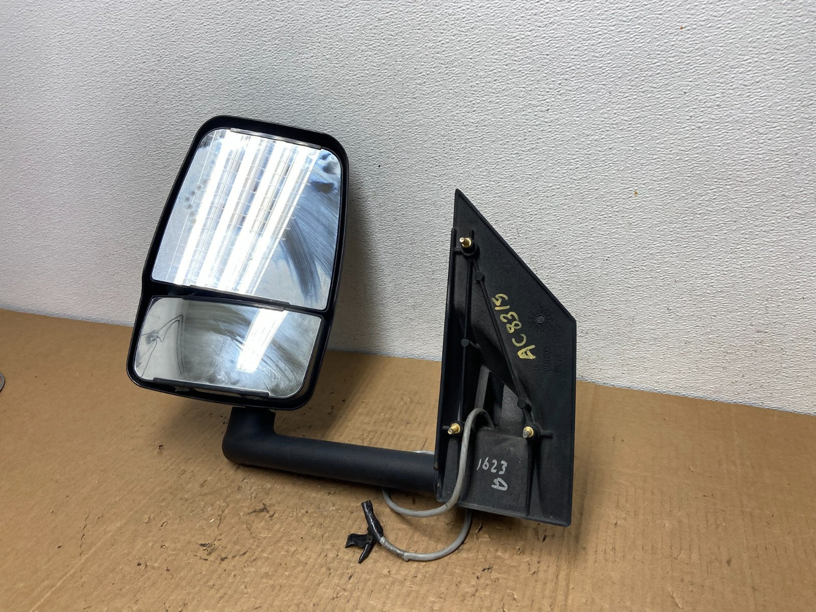 2009 to 2018 Chevrolet Express G3500 G4500 Left Driver LH View Mirror AC8315 DG7