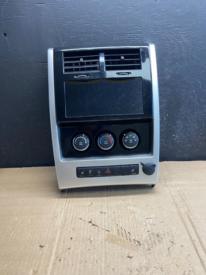 2008 to 2012 Jeep Liberty Dash Climate Temperature Control Radio Bezel ae1762 DG0