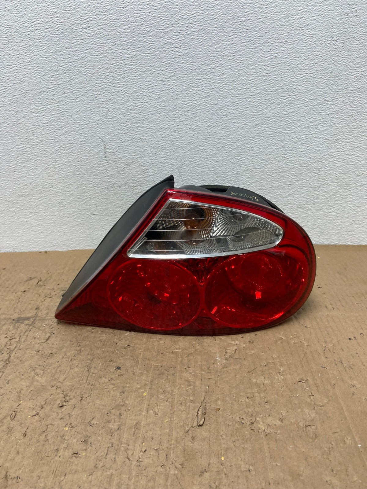 2000 to 2004 Jaguar S-Type Right Passenger RH Side Tail Light AC0193 LK0