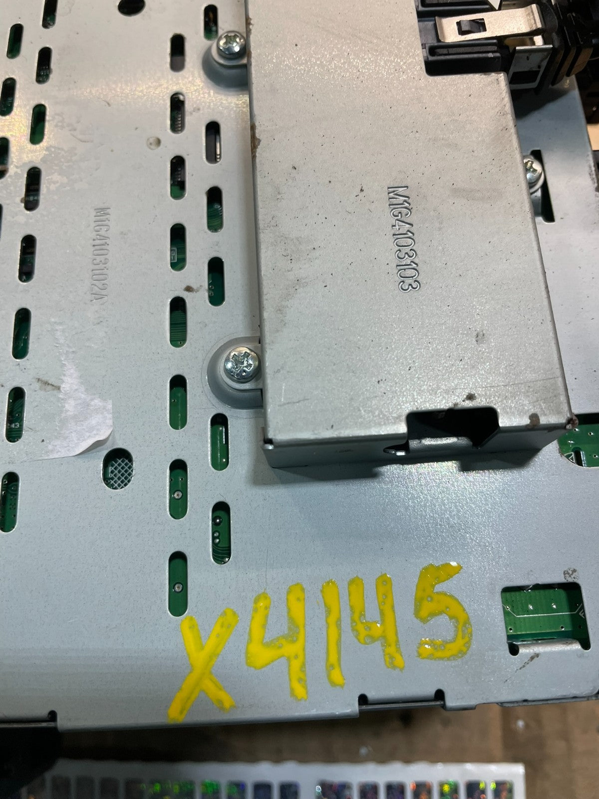 2010 2011 2012 Chevrolet Traverse Am Fm Cd Player Radio Receiver AE4797 DG6