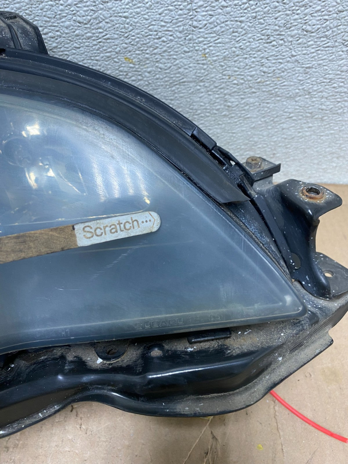 2006 to 2007 Subaru Legacy Right Passenger RH Side Black Headlight R7527 DW4