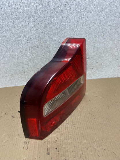 1999-2003 Volvo S80 Left Driver LH Side Tail Light AF5911 DW2
