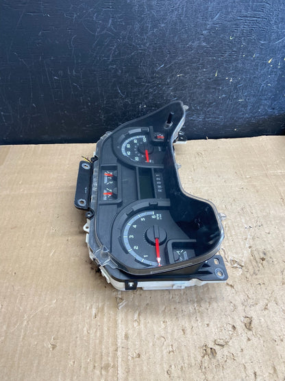 2011 to 2013 Ford E150 E250 E350 VAN Gauge Speedometer Cluster AE2035 DG1