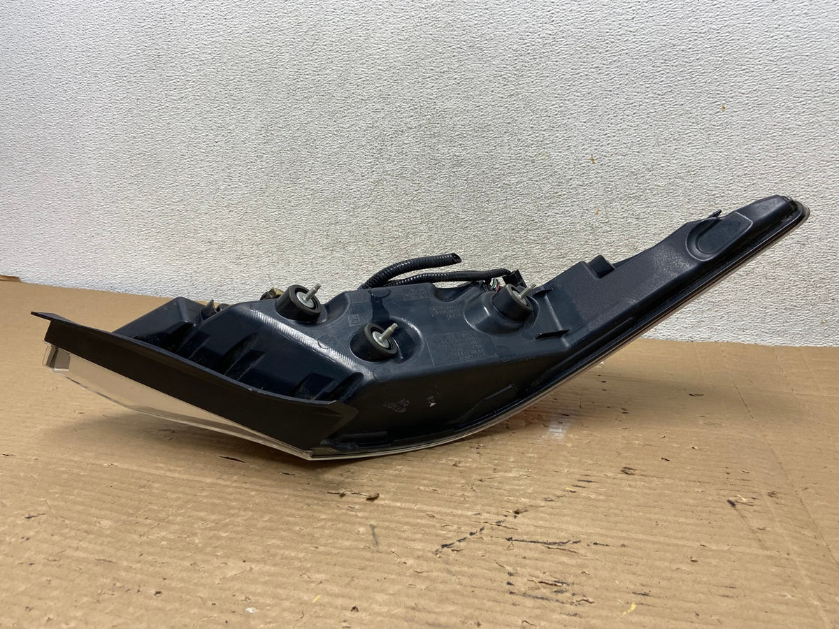 2009 2010 2011 Acura TL Right Passenger Rh Side Tail Light AG9062 LK4