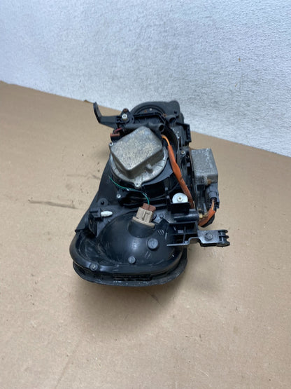 2002 to 2004 Infiniti I35 Left Driver LH Side Headlight Xenon AG3360 DW9