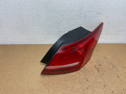 2015-2018 Ford Focus Sedan Halogen Tail Light Right Side Passenger AD1136 LK2