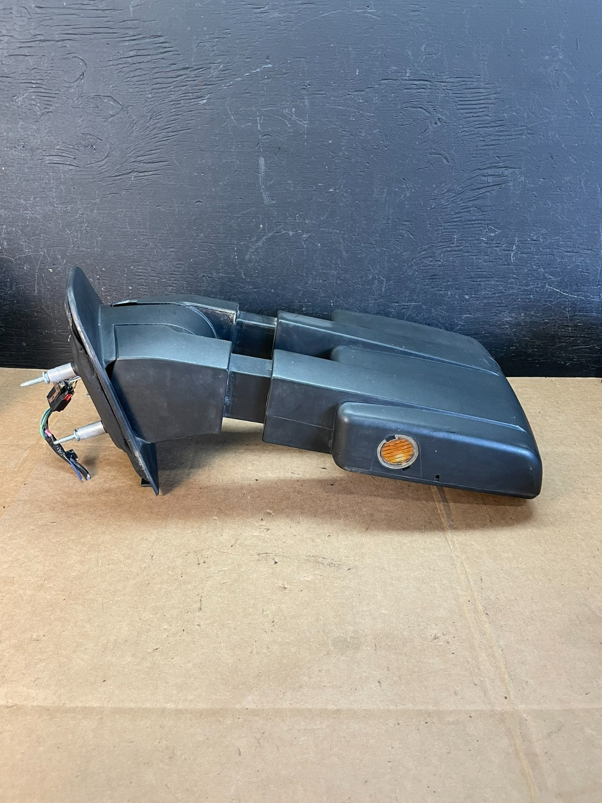 2004 to 2008 Ford F150 Left Driver LH Mirror Extendable Dual Arm AE0976 DW3
