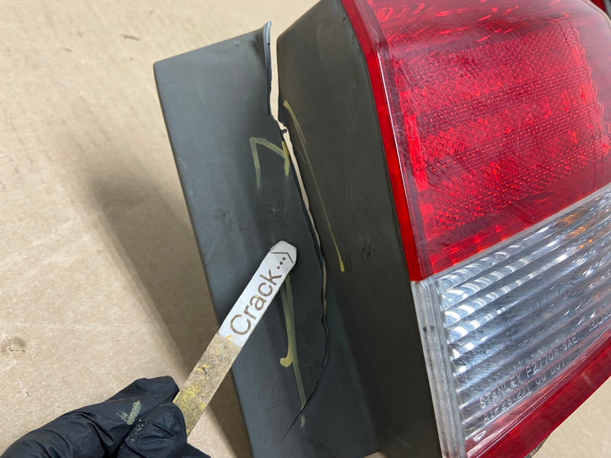 2003 to 2004 Honda Accord Sedan Right Passenger Rh Side Tail light AH6705 LK4