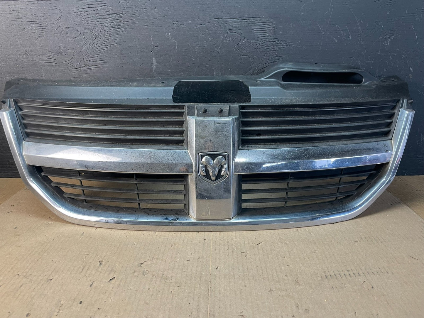 2009 to 2010 Dodge Journey Chrome Front Upper Grill Grille OEM AC1888  DG0