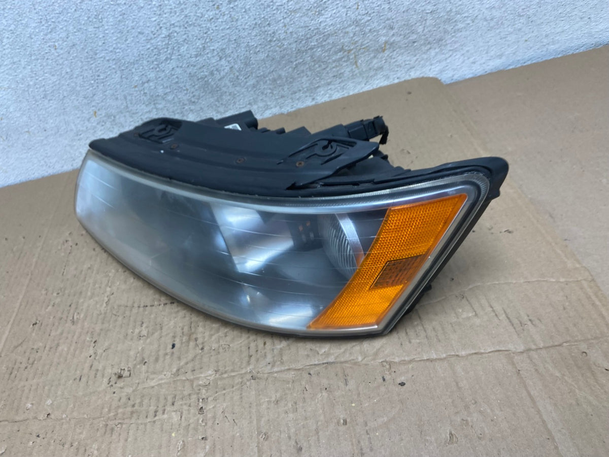 2006 to 2008 Hyundai Sonata Left Driver LH Side Headlight Halogen AI1303 LK1
