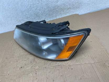 2006 to 2008 Hyundai Sonata Left Driver LH Side Headlight Halogen AI1303 LK1