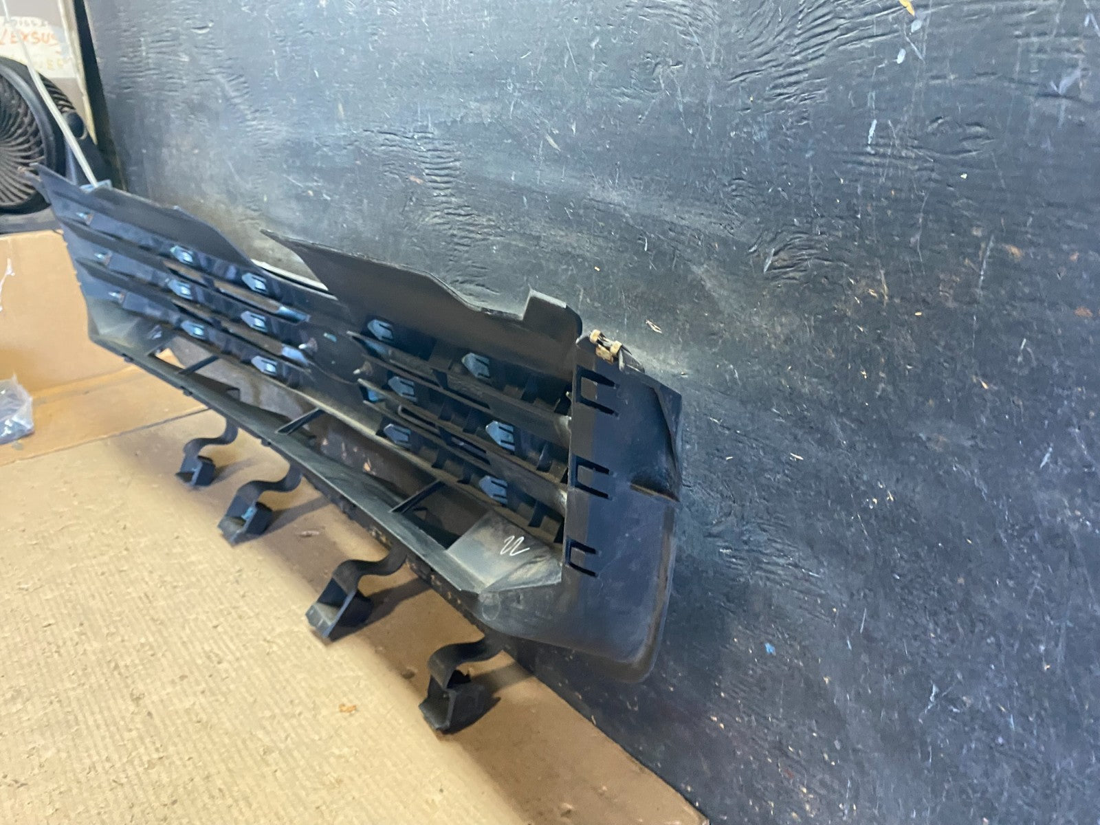 2006-2009 Ford Fusion Grill Grille With Emblem Upper Oem s3351 DG5