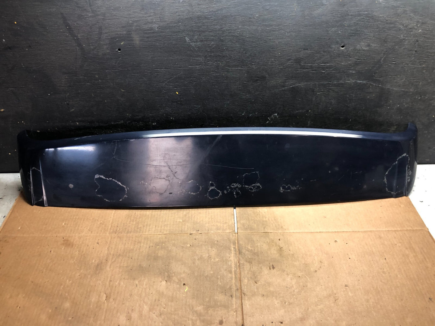 2003 to 2006 Porsche Cayenne Rear Spoiler Third Brake Light Wing OEM A0760 DG10
