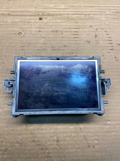 2010 to 2013 Mercedes W212 E350 Information Navigation Display Screen AE4669 DG0