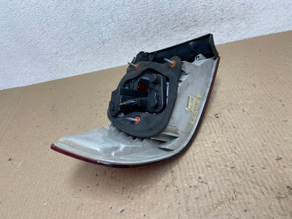 2007 to 2010 BMW M3 328i 335i Coupe Right Passenger RH Tail Light AE9833 LK4