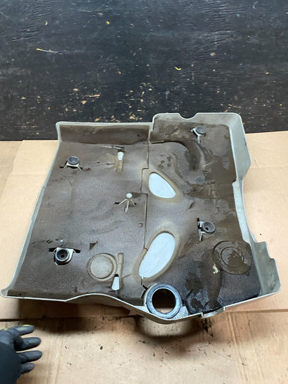 2004 to 2007  Cadillac CTS 3.6L Plastic Engine Cover Shield W2453 DG6