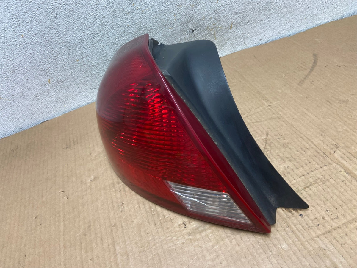 2000 2001 2002 2003 Ford Taurus Left Driver Lh Side Tail Light AI7058 LK1