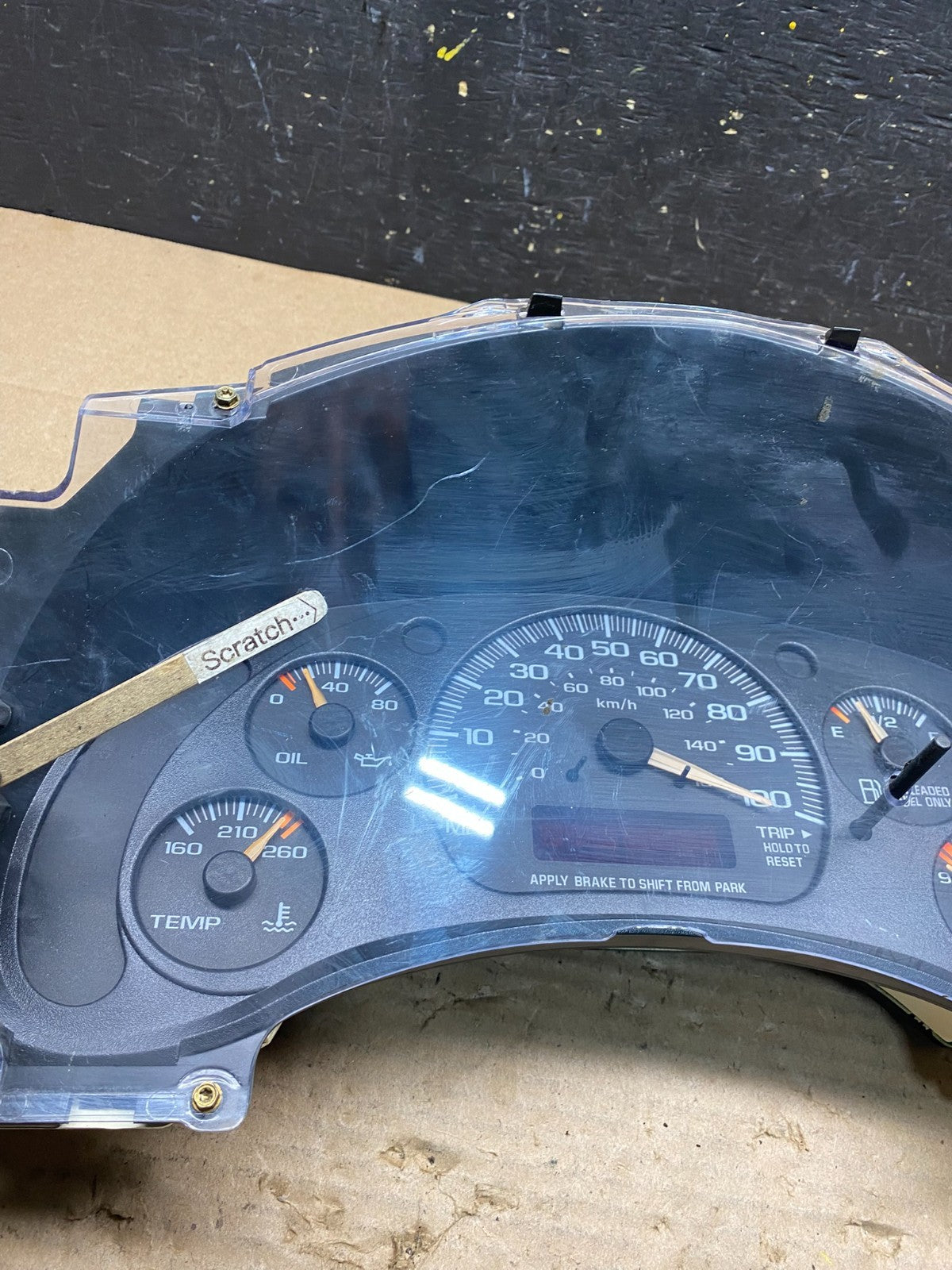2001 to 2002 Chevrolet Express Speedometer Cluster Gauge Q2321 DG1