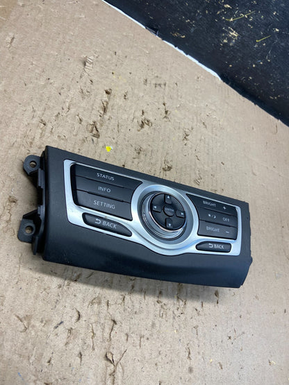 2009-2014 Nissan Murano AM FM Radio CD Control Panel ab5618 DG2